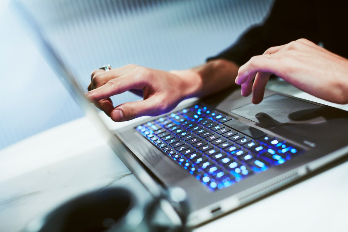 2C9P3EA - Image 10